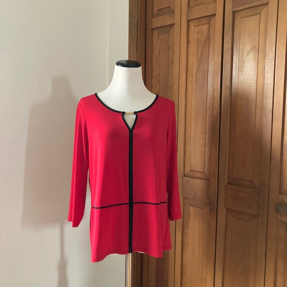 Calvin Klein Red Stretch Pullover, Size M